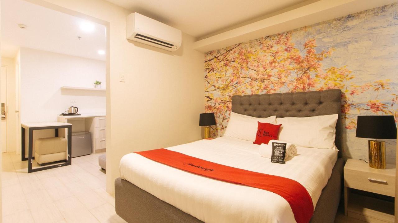 Reddoorz Plus At La Belle Residences Makati City Zewnętrze zdjęcie
