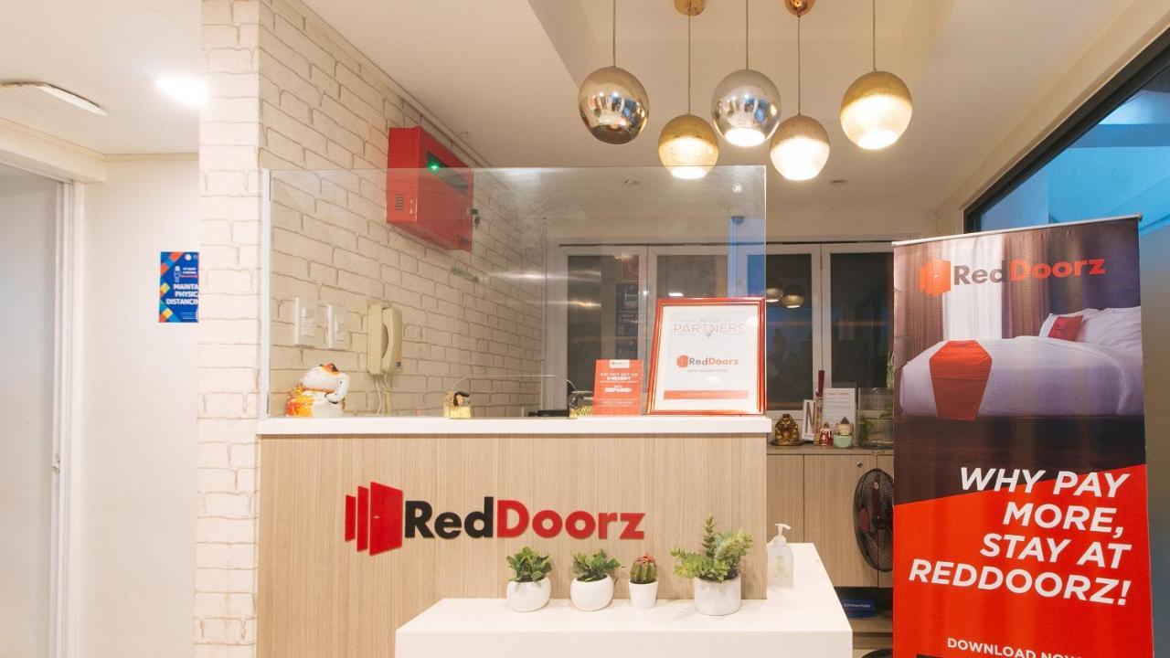Reddoorz Plus At La Belle Residences Makati City Zewnętrze zdjęcie