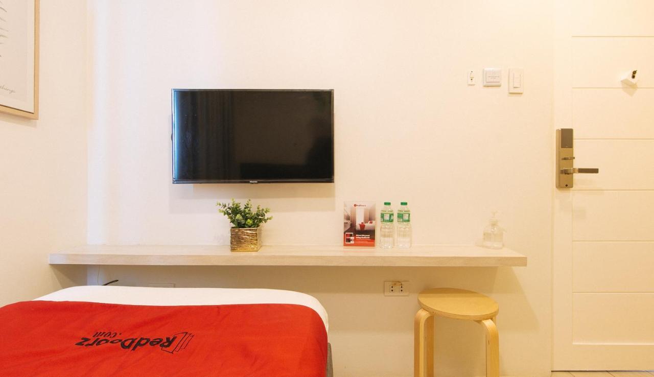 Reddoorz Plus At La Belle Residences Makati City Zewnętrze zdjęcie