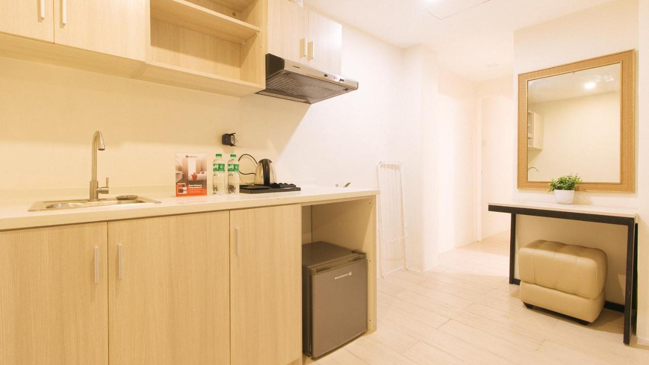 Reddoorz Plus At La Belle Residences Makati City Zewnętrze zdjęcie