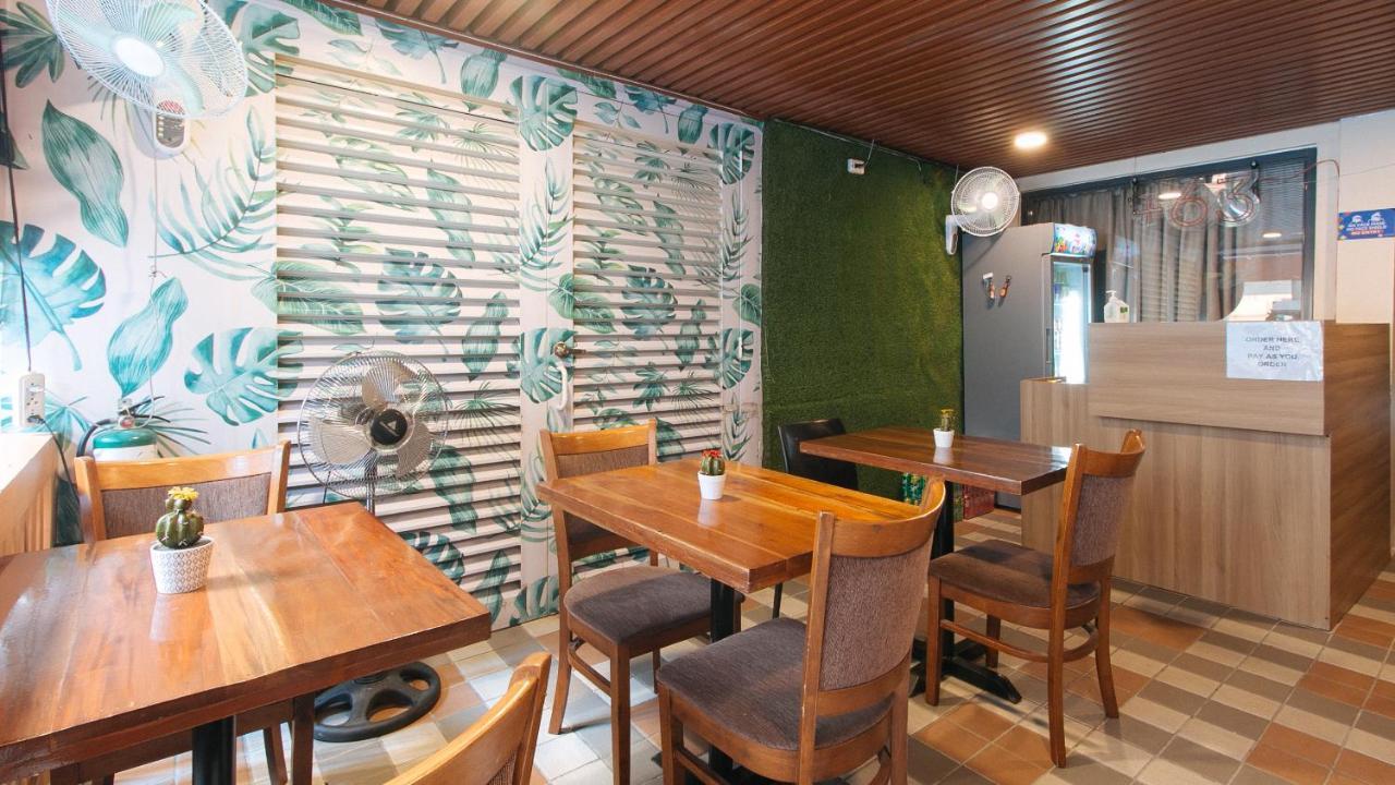 Reddoorz Plus At La Belle Residences Makati City Zewnętrze zdjęcie