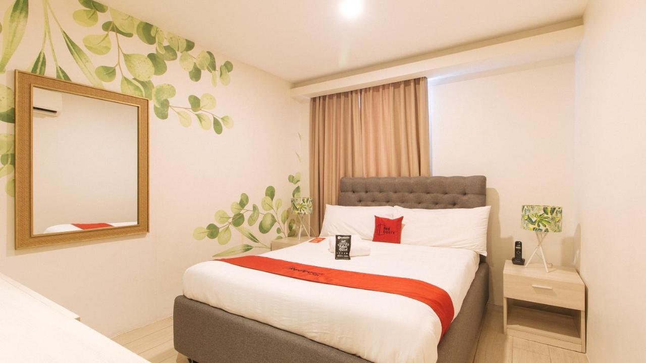 Reddoorz Plus At La Belle Residences Makati City Zewnętrze zdjęcie